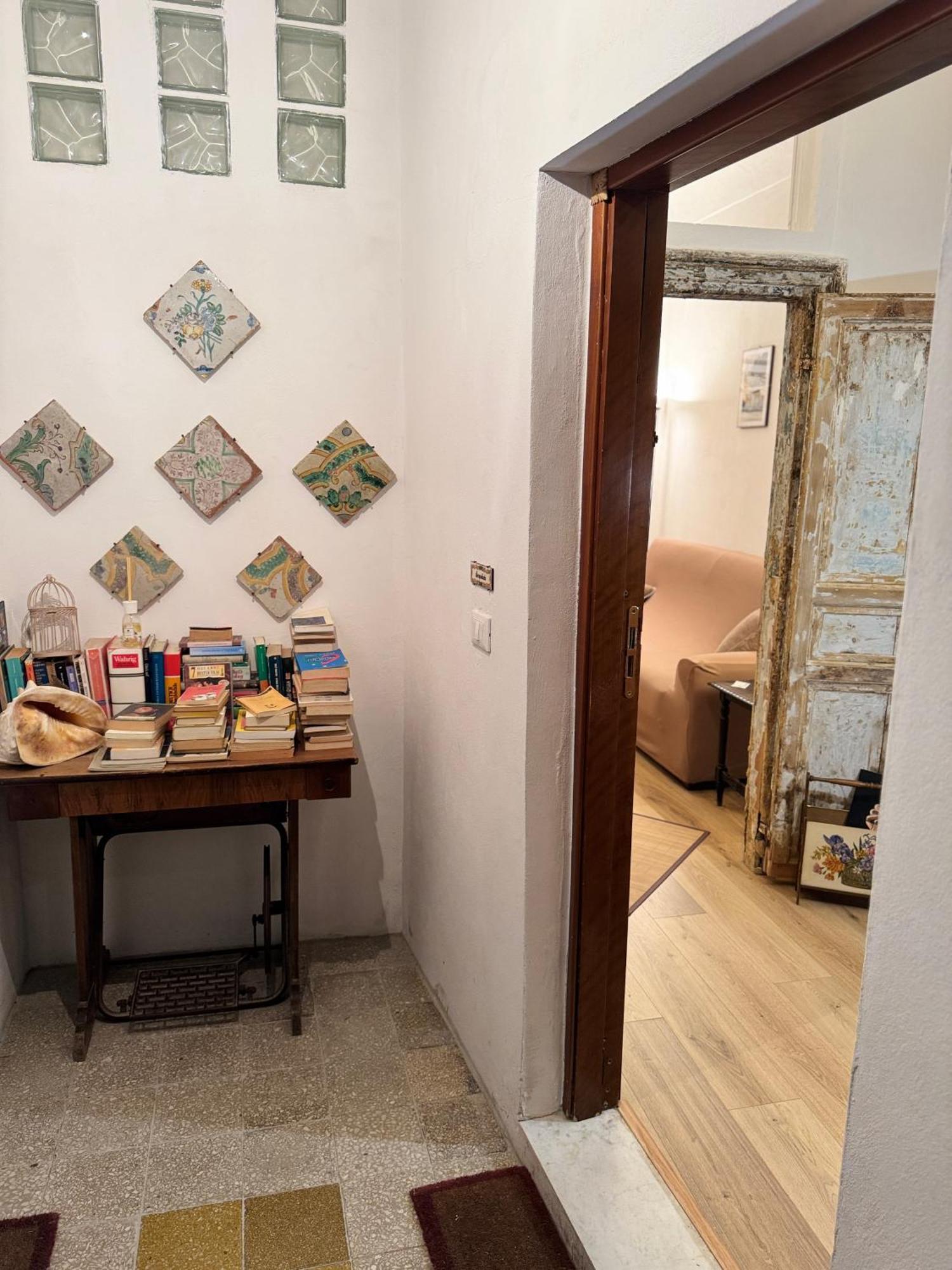 Vetriera Home Palermo Luaran gambar